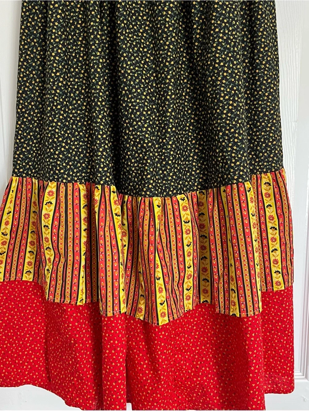 1970s Floral Prairie Skirt